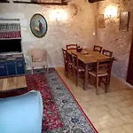 بيت للعطل Maison De Chez Roger Sorges