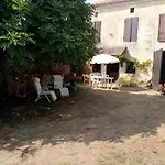 Maison De Chez Roger Sorges