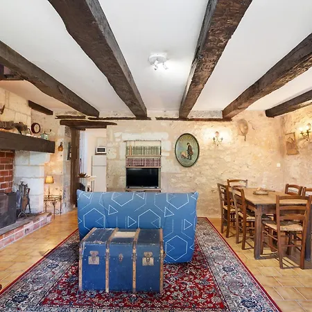 Maison De Chez Roger بيت للعطل