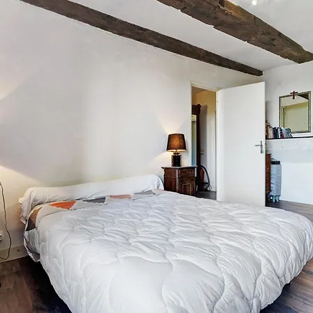 Maison De Chez Roger Sorges
