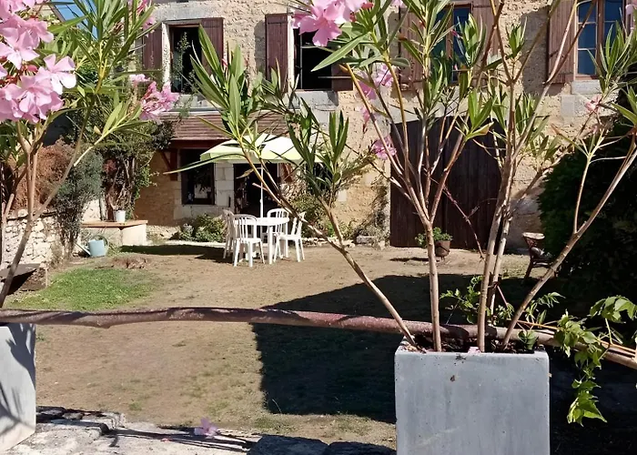 Maison De Chez Roger Vakantiehuis