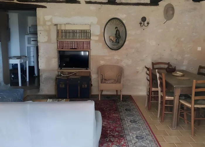 Maison De Chez Roger Sorges