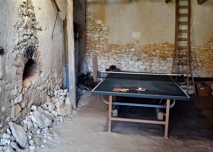 Maison De Chez Roger Sorges