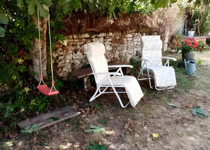 Maison De Chez Roger Sorges